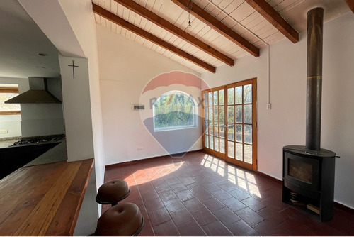 Casa Con Vista Panorámica Sector Arrayán