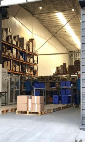 Bodega En Arriendo Con 464 M2, Colina, Rm