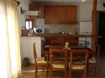 Casa En Alquiler De 3 Dormitorios En Montoya