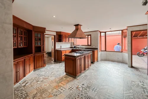 Casa En Arriendo/venta En San José De Bavaria. Cod A7174
