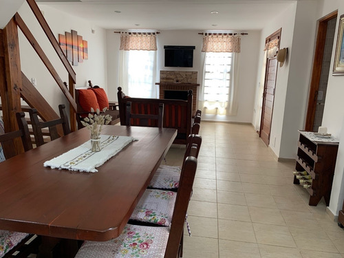 Imagen 9 de 14 de Duplex Cabaña Villa Gesell Con Pileta Natacion E Hidromasaje