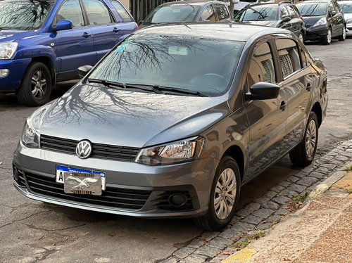 Imagen 12 de 13 de Volkswagen Voyage 2018 1.6 Trenline 101cv
