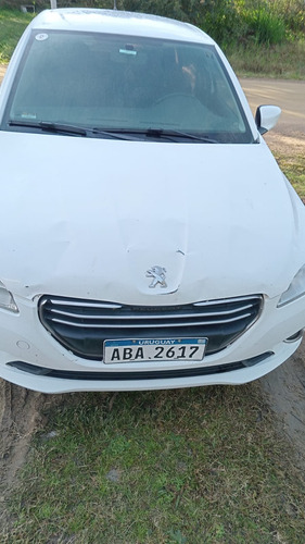 Peugeot 301 1.6 Allure Plus
