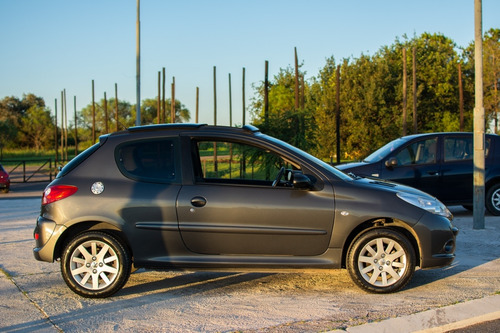 Peugeot 207 2010 1.6 Xt