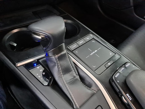 Imagem 11 de 13 de Ux 250h 2.0 Vvt-i Hybrid Dynamic Cvt