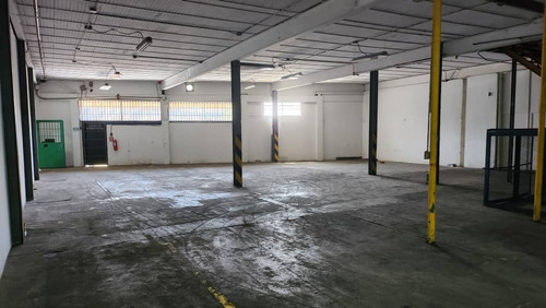 Imagen 17 de 19 de #1636 Galpon De 2.000m2, Boleita Norte
