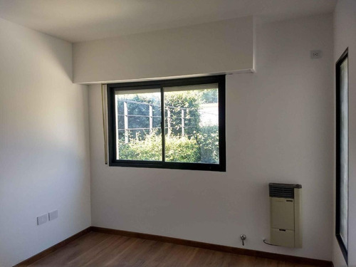 Imagen 9 de 15 de Venta Casa/depto. 2 Dormitorios De Pasillo Excelente Estado, Iriondo 1100 - Gazze