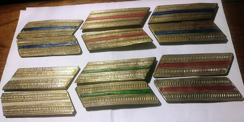 Antiguas Insignias De Cuello De Ejército Época Del 40 .x.par (Usado)