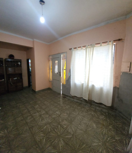 Casa En Venta En Calle Grella Y Pascual Gan