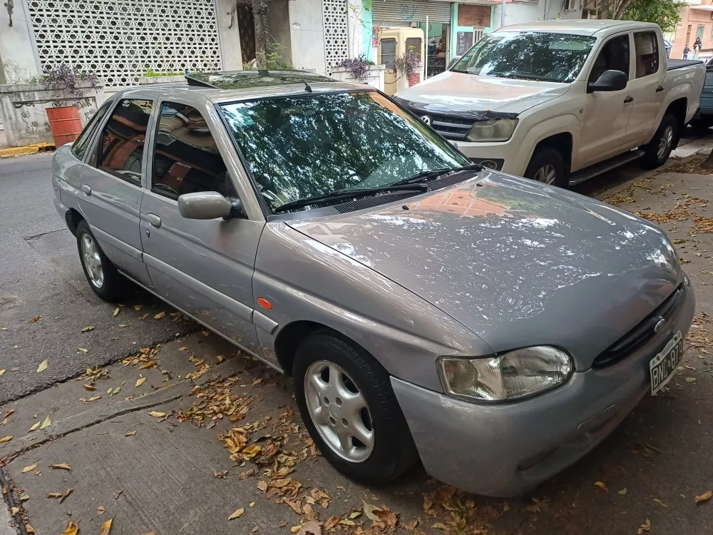 Ford Escort 1.8 Ghia