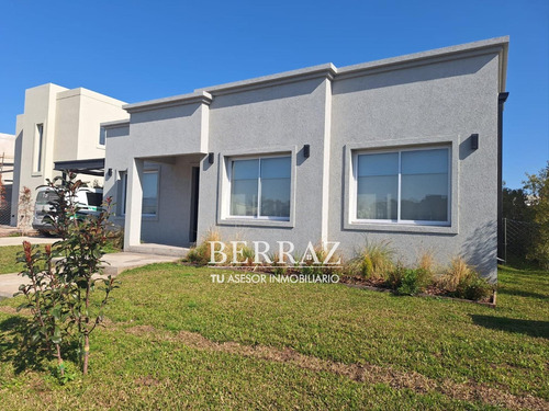 Casa Venta 6 Ambientes En Santa Elisa Pilar Del Este Lote De 563 M2
