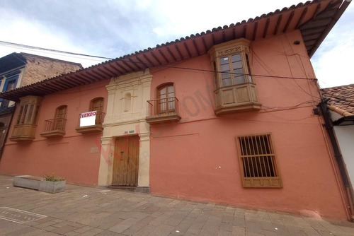 Venta De  Casa Republicana Santa Ana