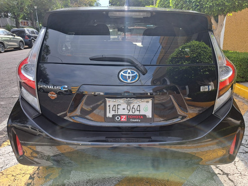 Toyota Prius 1.8 Premium Cvt