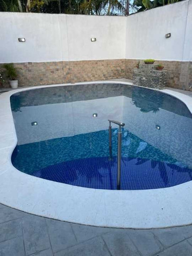 Imagen 12 de 14 de Hermosa Casa Con Piscina En Parque Res. Campestre La Cumaca