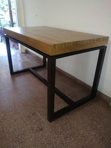 Mesa Comedor Hierro Y Madera Tipo Industrial.