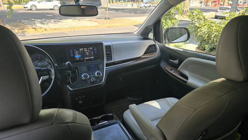 Toyota Sienna 3.5 Limited V6 At