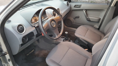 Imagen 8 de 15 de Volkswagen Gol Country 2011 1.6 Power Int.plus 711