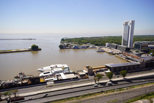 Imagen 8 de 12 de Oficina En Alquiler Lista Para Entrar Con Excelente Vista Panorámica Al Rio