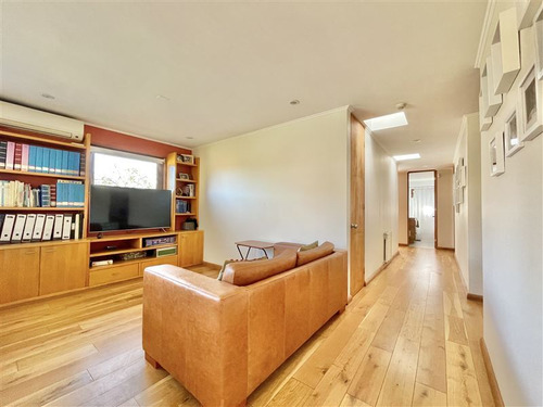 Imagen 24 de 30 de En Venta Casa Mediterranea Vitacura: Colegio Aleman