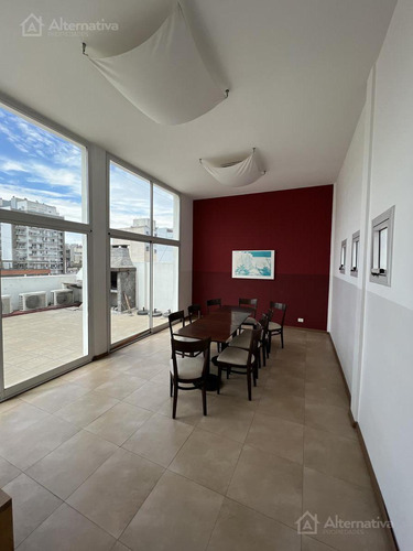 Venta De 2 Ambientes Tipo Duplex En San Telmo