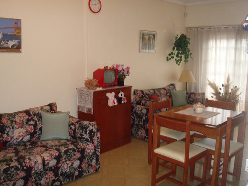 Imagen 3 de 14 de Vendo Departamento 1 Ambientes Y Medio Zona Punta Mogotes