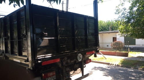 Imagen 2 de 4 de Volvo Vm 17 240