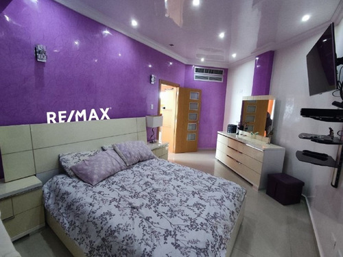 Imagen 13 de 18 de Re/max 2mil Vende Townhouse En Conj. Resd. Majestic Village