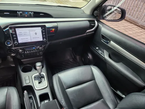 Toyota Hilux 2.4 Diésel 4X4
