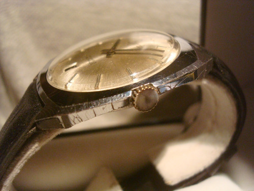 Excelente Reloj Renis Calendario 1968 Impecable! Muy Bueno!!