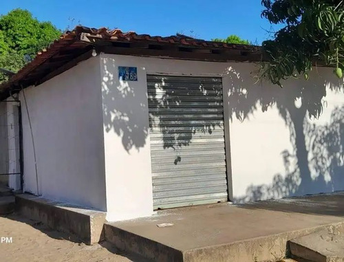 Vendo Casa Com 9 Cômodos, Escritura, Terreno 2270 M2.