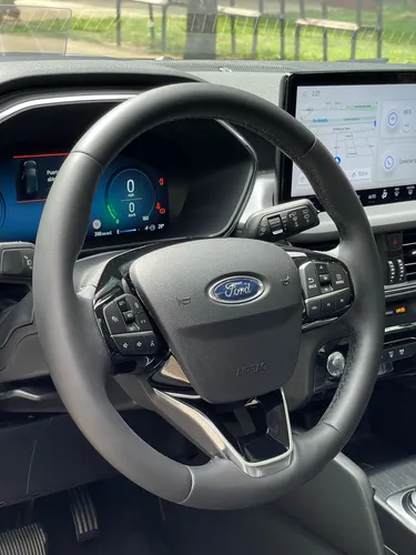 Ford Escape PLATINUM HÍBRIDA 2.5 4X4 AUTOMÁTICA