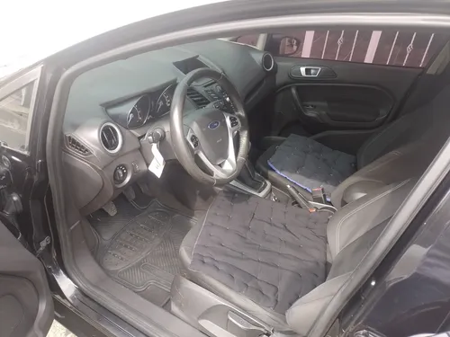 Ford Fiesta 1.6 Hatchback Se