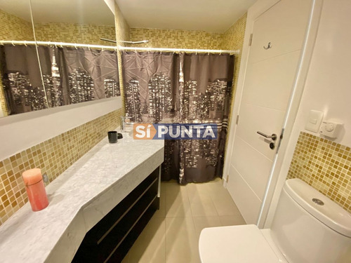 Imagen 18 de 27 de Alquiler Temporario De Apartamento De 2 Dormitorios En Icon Brava