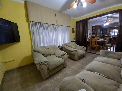 Casa  En Venta En Florencio Varela,  G.b.a. Zona Sur