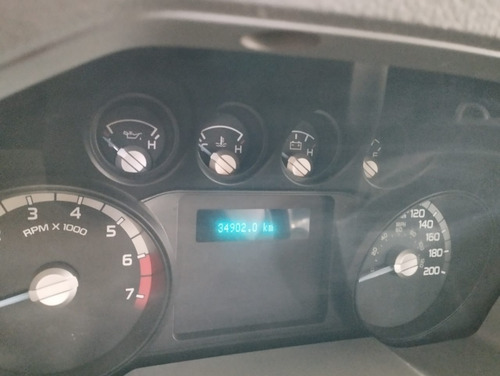 Imagen 7 de 8 de Ford F-350 Plataforma