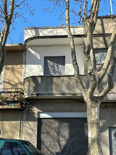Imagen 2 de 12 de Linda Casita En Planta Alta De 2 Dormitorios Cocina Baño Etc
