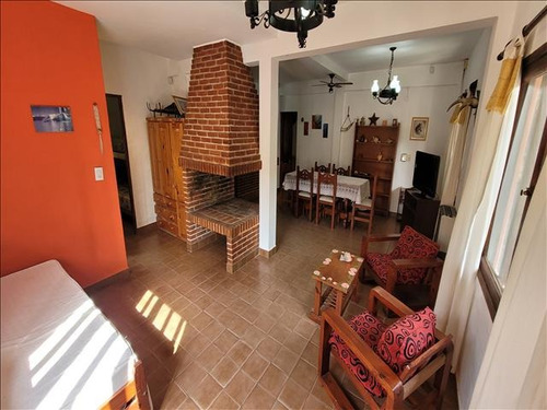 Chalet A 200 M Del Mar. Gran Capacidad Con Depto Trasero