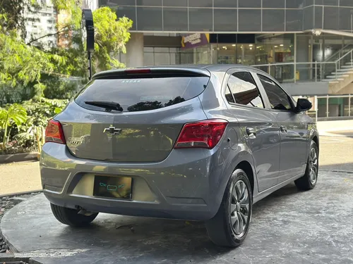 Chevrolet Joy 1.4 Hatchback Mt 2022
