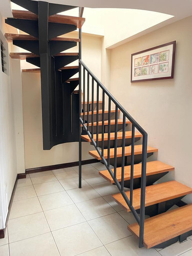 Imagen 5 de 17 de Vendo Hermosa Casa , Curridabat, Resd, Torre Del Este.