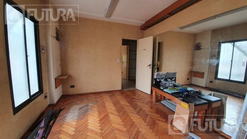 Imagen 9 de 29 de Gran Local En Venta Con Potencial Institucional O De Viviendas