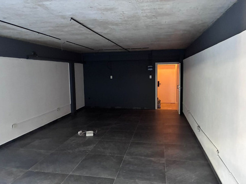Venta Oficina Comercial - Ituzaingo