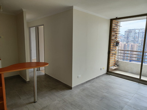 Depto 2 Dormitorios 1 Baño, Con Balcón Y Estacionamiento