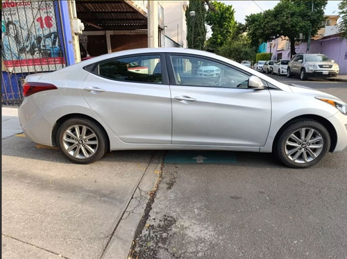 Hyundai Elantra 1.8 Gls Premium At