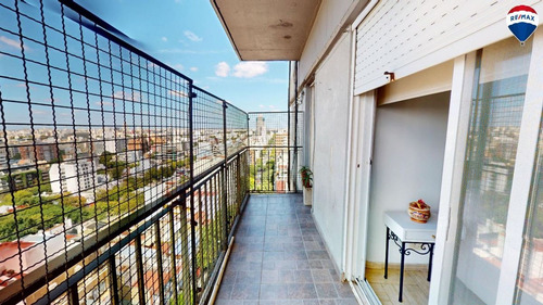 Venta 4 Amb Piso Alto Con Cochera En Colegiales