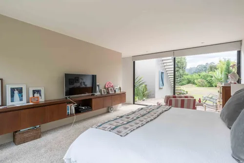 Casa En Venta En Canelon. Cod V5883