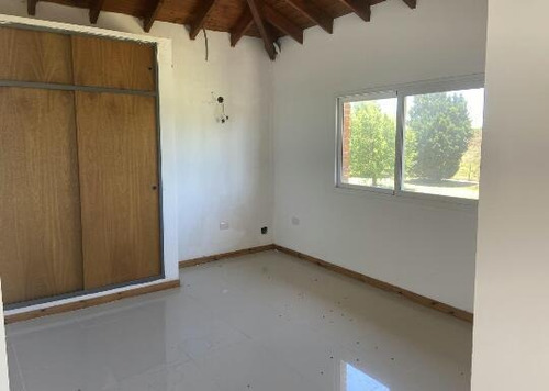 Imagen 13 de 25 de Casa - Los Alcanfores