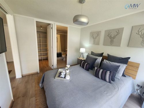 Departamento En Venta 1 D 1b. En Macul. Sin Comisión
