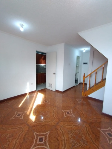 Venta Departamento De 2 Pisos En La Pintana