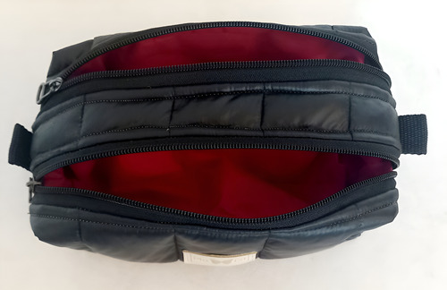 Cartuchera Xl Maca Doble Cierre Matelasse Impermeable Negro Interior Fucsia Oscuro