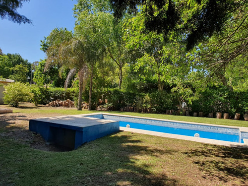 Imagen 14 de 20 de Hermosa Casa Quinta Con Quincho Y Pileta.